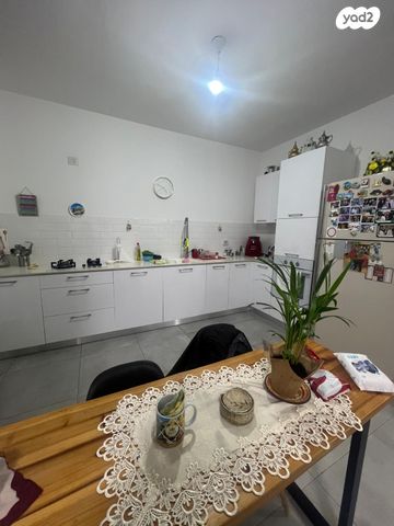 דירה, נשר, ערד