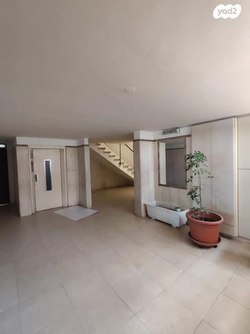 דירה, פתח תקווה