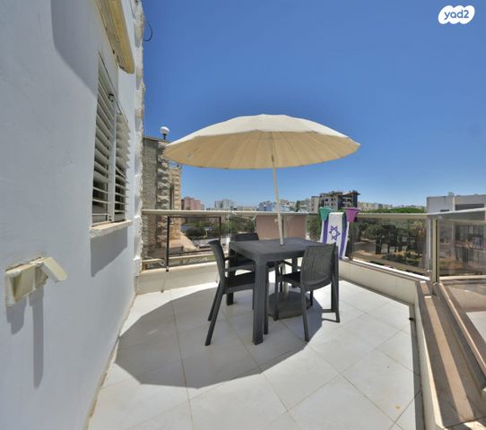 גג/ פנטהאוז, ש"י עגנון 15, קרית ים  א', קרית ים