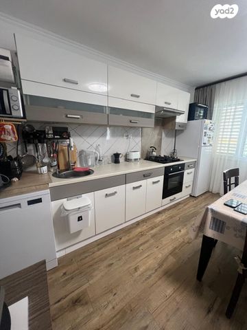 דירה, יעלים, ערד