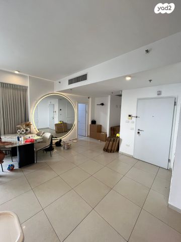 דירה, יצחק שדה 6, בת ים