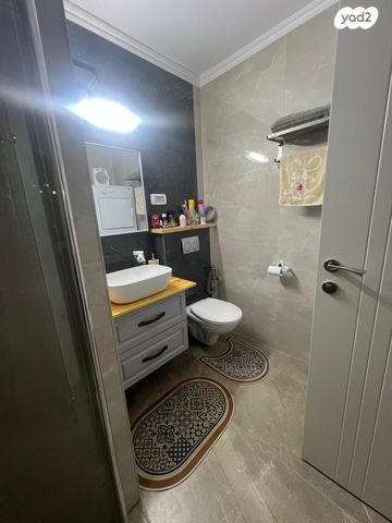 דירה, יעלים, ערד