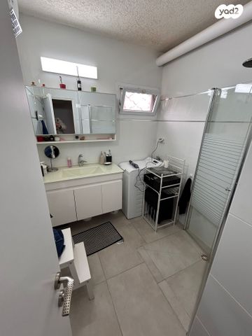 דירה, הרב הרצוג, באר שבע