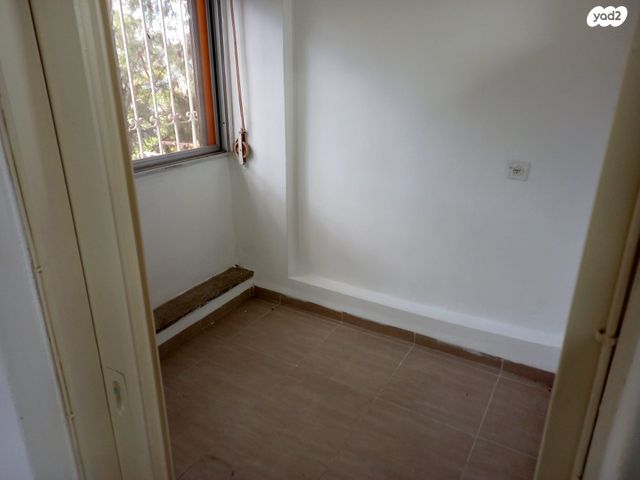 דירה, אבא הלל סילבר, יזרעאליה, חיפה