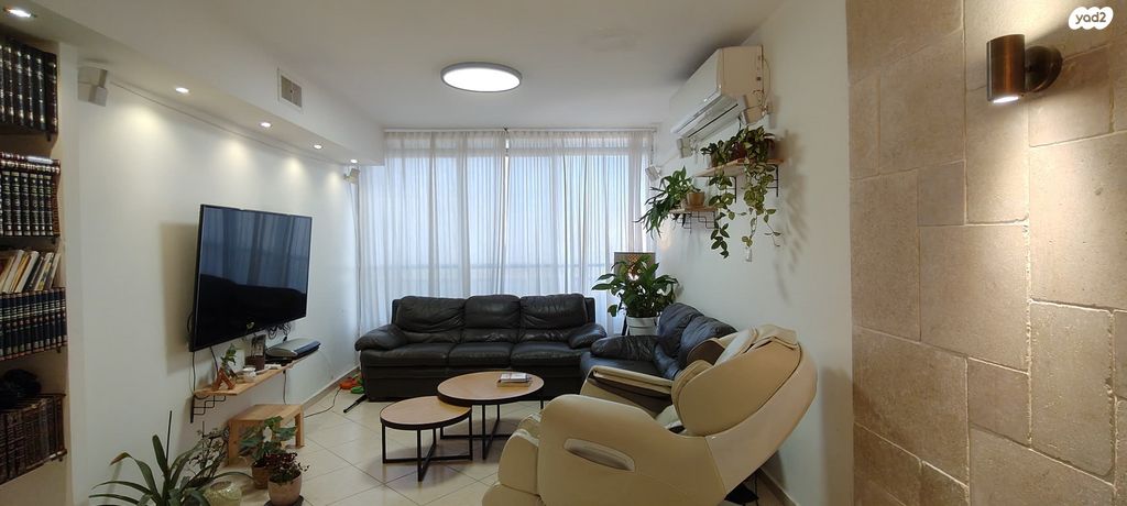 דירה, מרכז העיר, קרית אתא