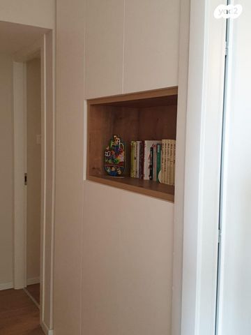 דירה, ש"י עגנון, מרכז דרום, רעננה