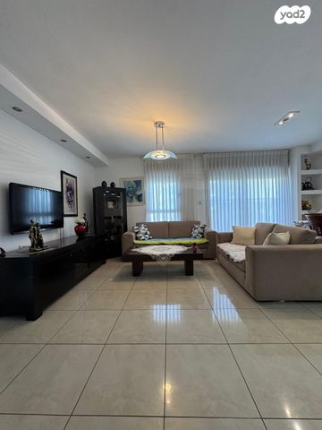 שמעון בן צבי 