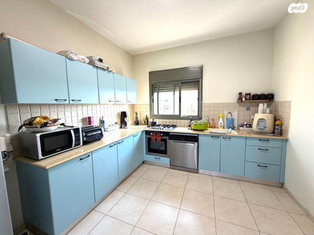 דירה, כפר יונה