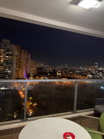 דירה, מרום נווה, רמת יצחק, רמת גן