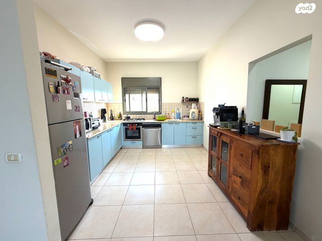 דירה, כפר יונה