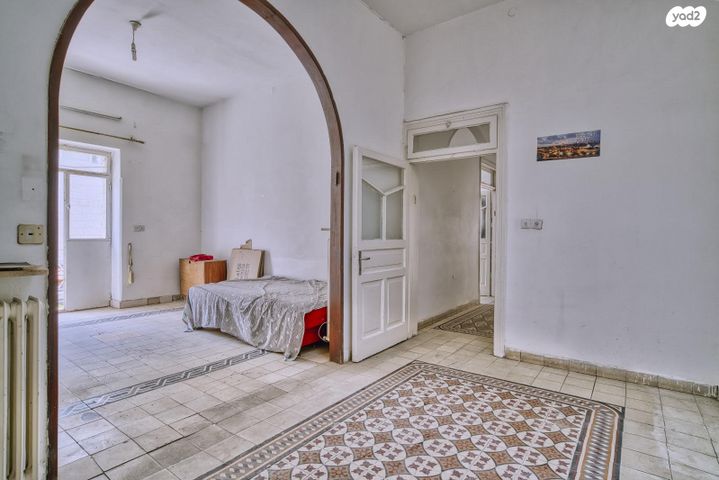 דירה, המושבה היוונית, ירושלים