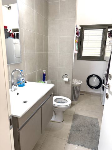 דירה, כפר יונה