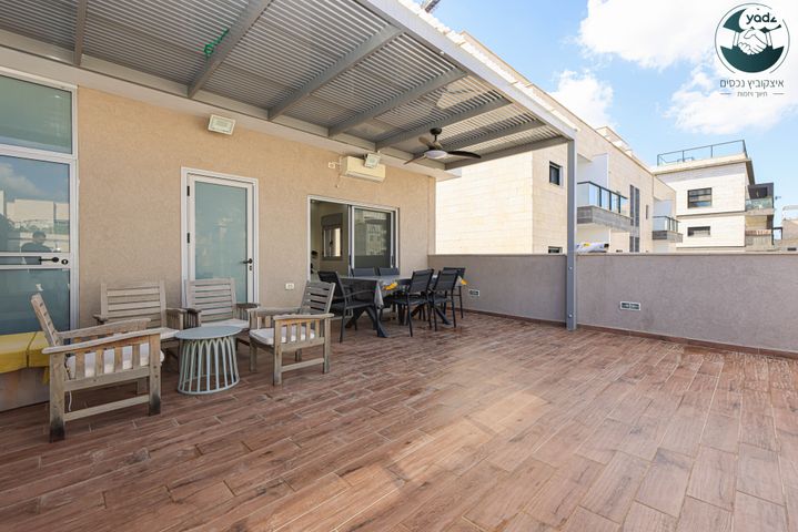 דופלקס, רעננה