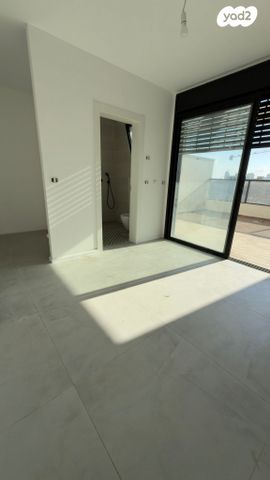 דופלקס, ישראל בן ציון 5, דרום מערב ותיק, בת ים