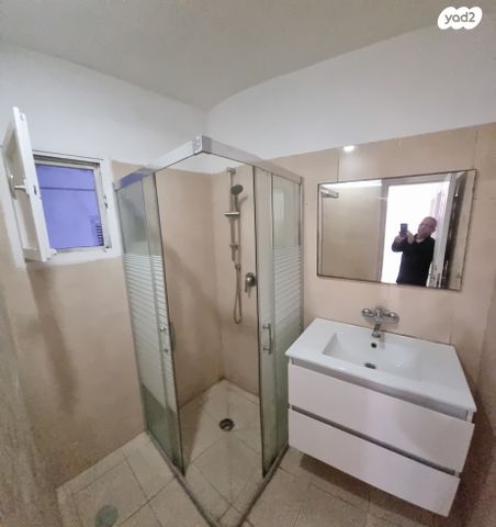 דירה, משה שרת 48, קרית שרת מערב, חולון