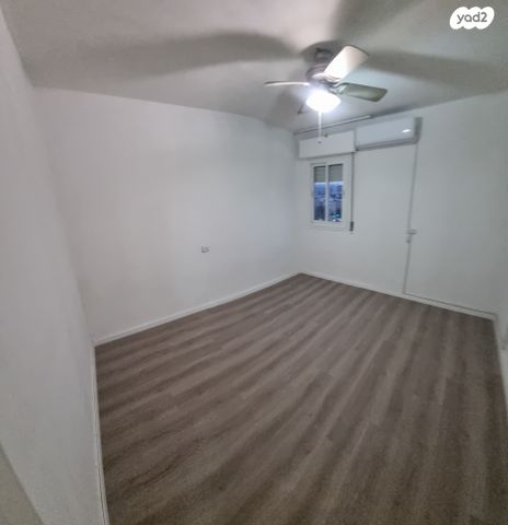 דירה, משה שרת 48, קרית שרת מערב, חולון