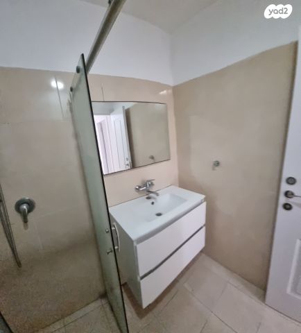 דירה, משה שרת 48, קרית שרת מערב, חולון