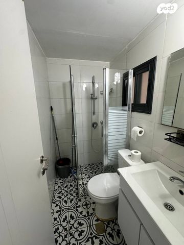 דירה, החשמל 2, נווה פז, חיפה