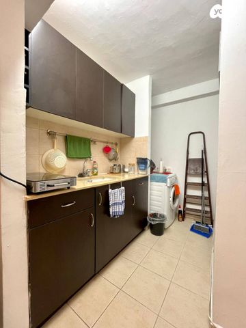 גיורא יוספטל 9