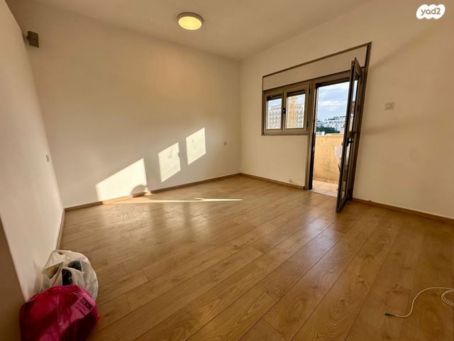 שדרות וושינגטון 33