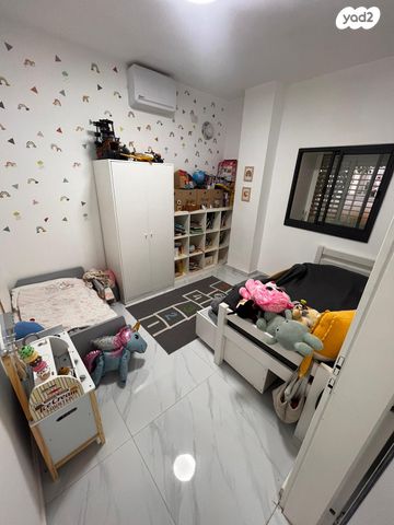 דירת גן, הרב קוקיס 12, בת ים