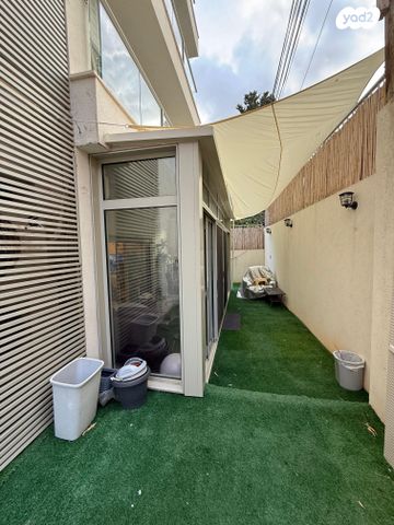 דירת גן, הרב קוקיס 12, בת ים