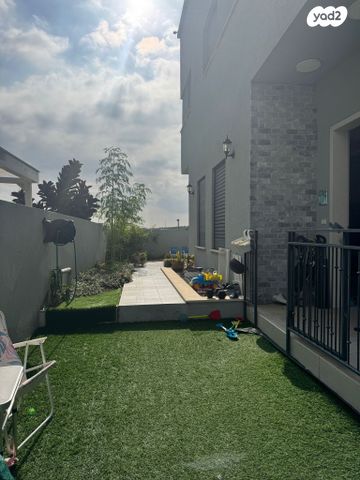 בית פרטי/ קוטג', שבט שמעון, קדימה צורן