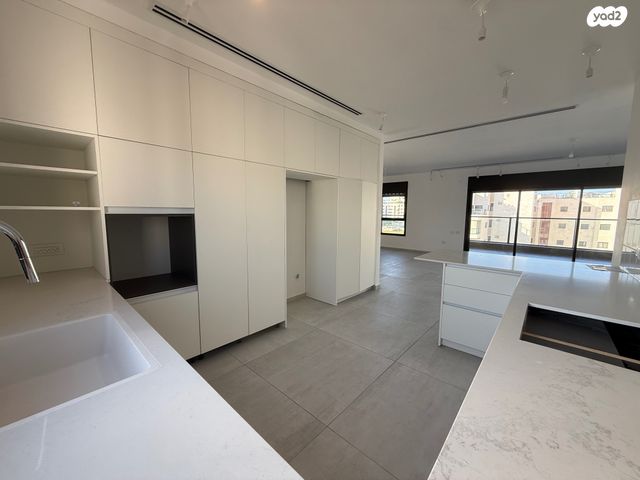 דופלקס, נווה זמר, רעננה