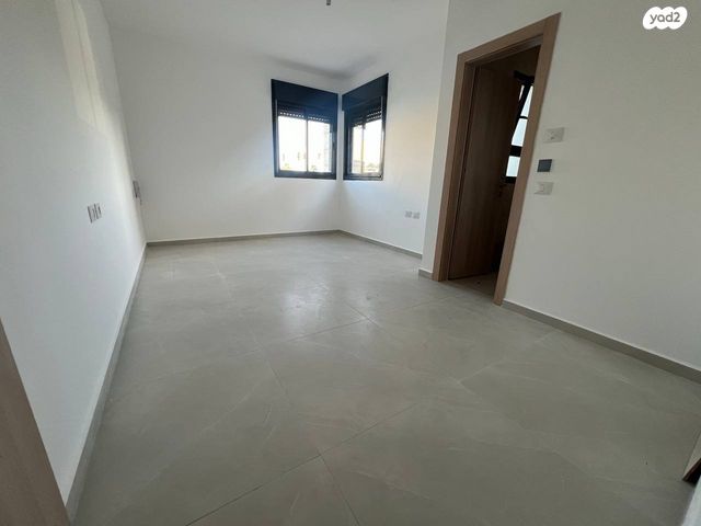 דירה, מעלה אדומים