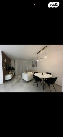 דירה, תל גיבורים, חולון