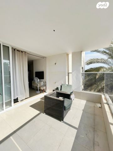 דירה, קרן היסוד 4, קרית שרת מערב, חולון