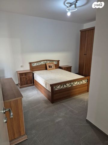 דירת גן, הברוש, איילת הכרמל, טירת כרמל