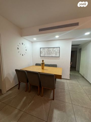 דירה, אושר גולדוסר, כפר גנים ג, פתח תקווה