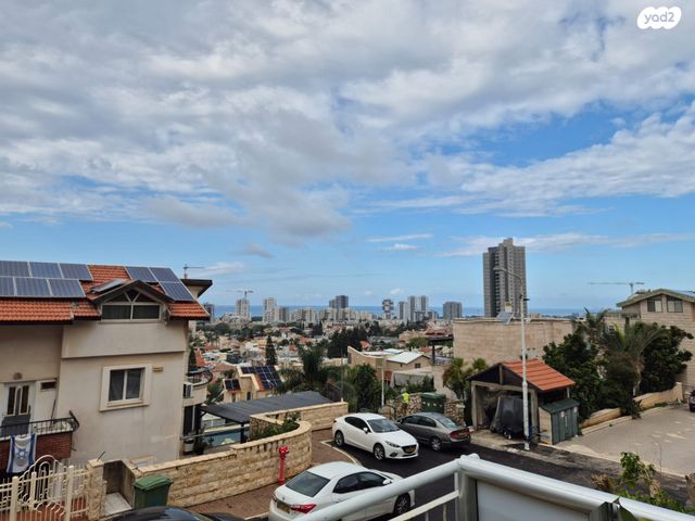 דירת גן, הברוש, איילת הכרמל, טירת כרמל