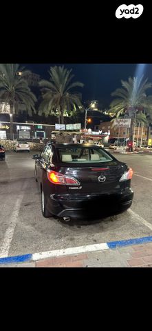 מודעת רכב מאזדה 3