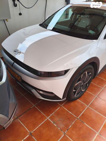 יונדאי איוניק 5