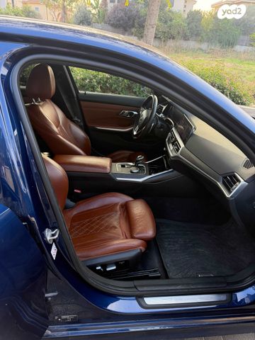 מודעת רכב ב מ וו סדרה 3