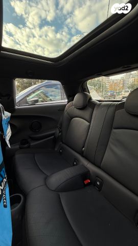 מיני קופר SE (חשמלית)