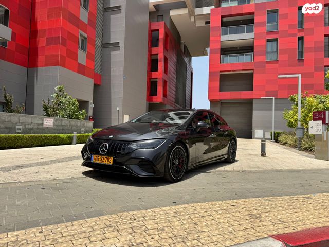 מרצדס-בנץ EQE