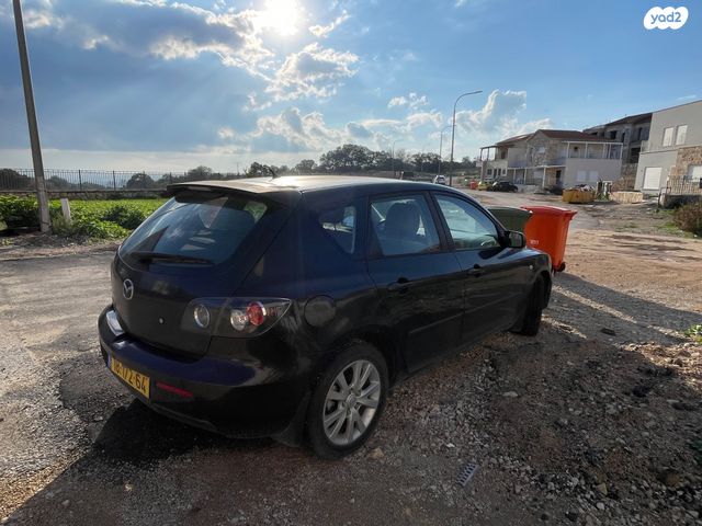 מודעת רכב מאזדה 3