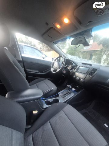 מודעת רכב קיה פורטה 