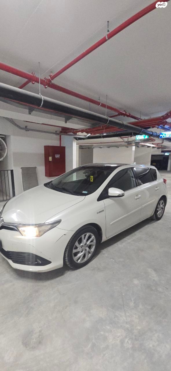 מודעת רכב טויוטה אוריס