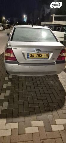 טויוטה קורולה