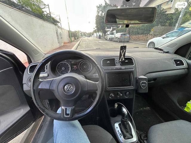 פולקסווגן פולו 