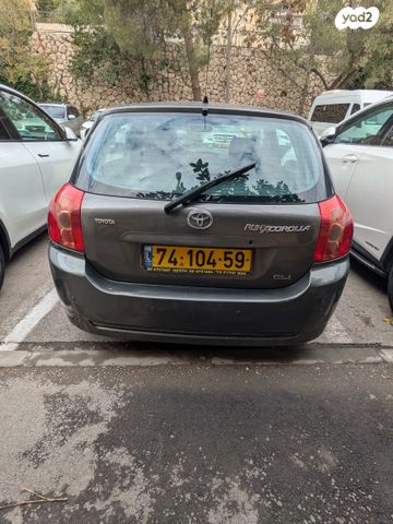 טויוטה קורולה