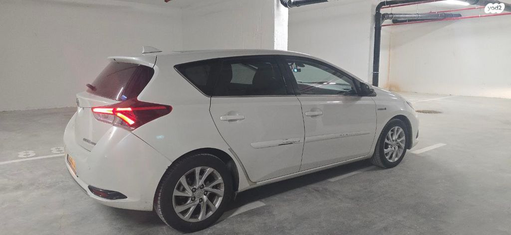 טויוטה אוריס