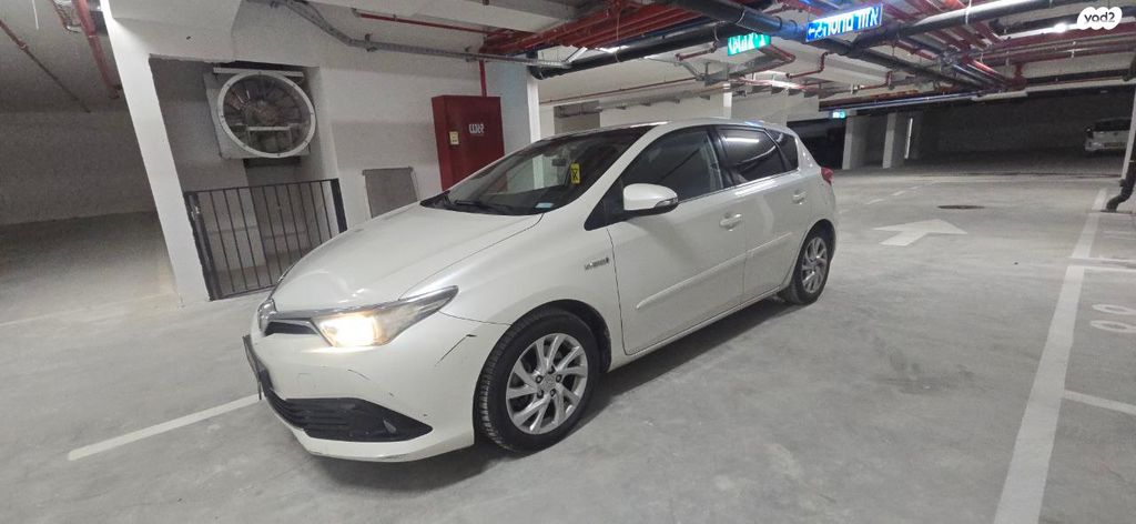 טויוטה אוריס