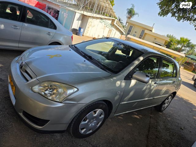 טויוטה קורולה