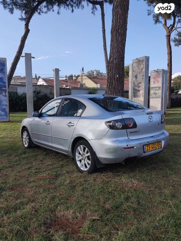 מאזדה 3
