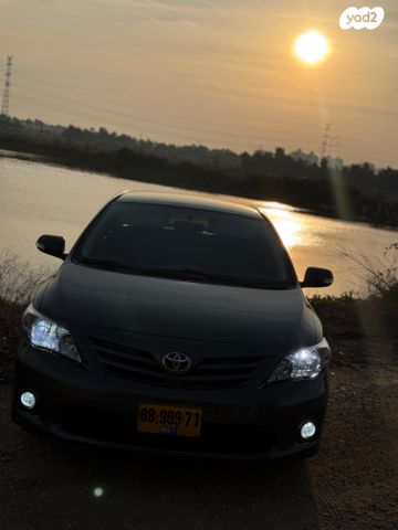 טויוטה קורולה